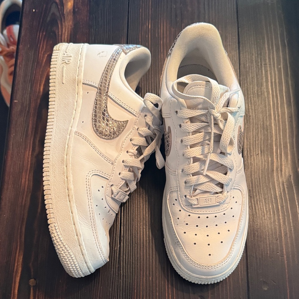 Nike White and Gray Sneakers